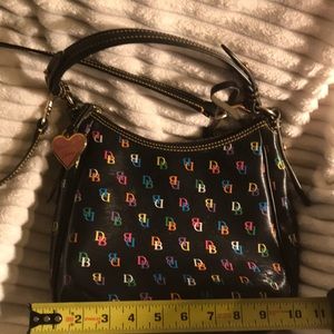 Signature Dooney&Bourke